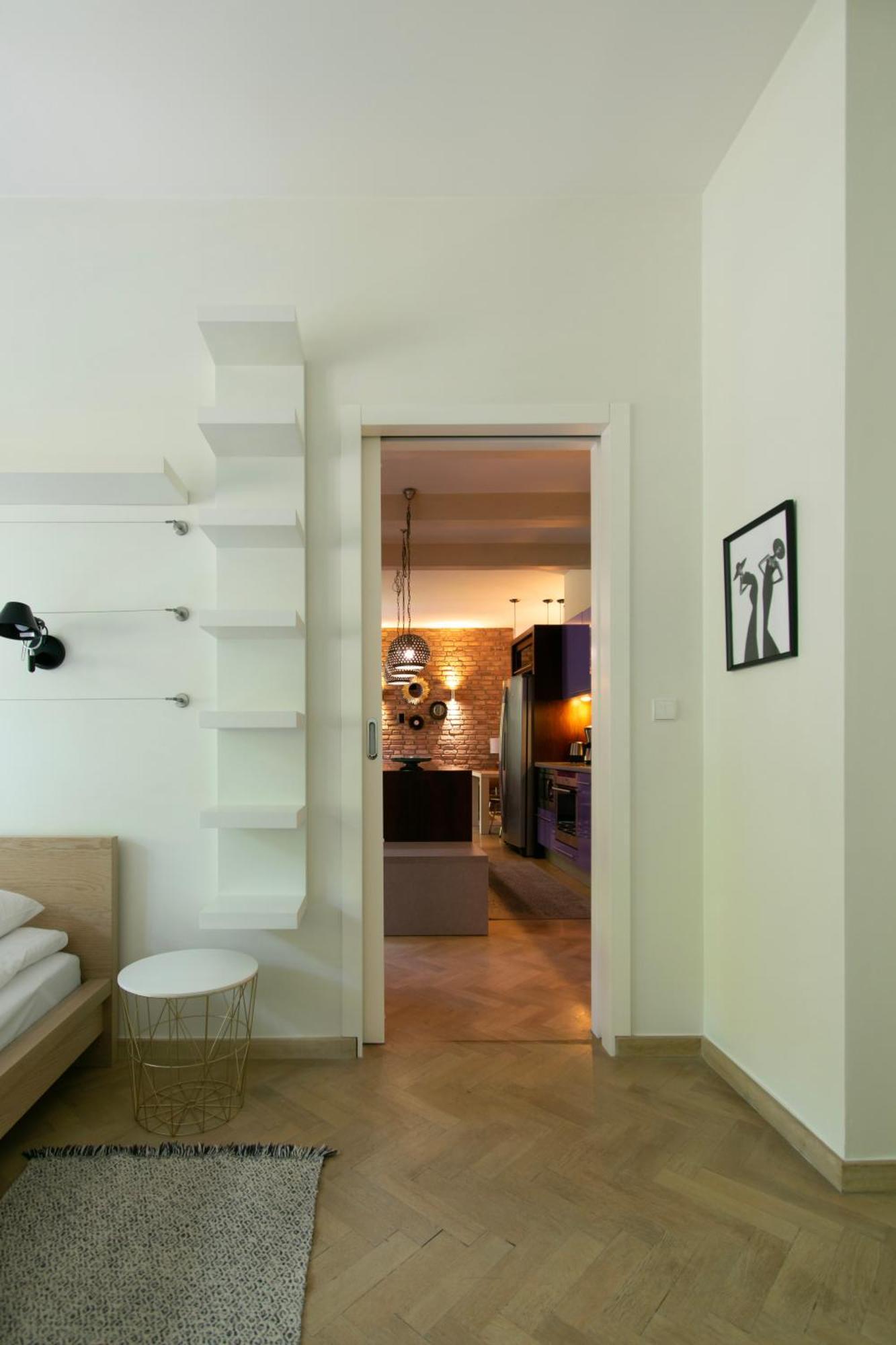 Spacious 3Br Apartment With Ac In Living Room, 2 Balconies كراكوفيا المظهر الخارجي الصورة